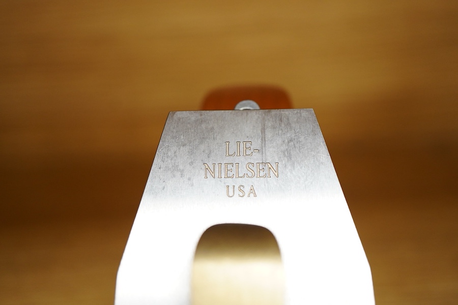 A Lie-Nielsen Toolworks No.4 smoothing plane